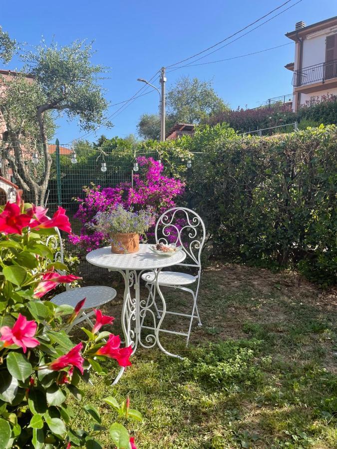 Annali Casa Vacanze - Shabby Style Nella Natura Специя Экстерьер фото