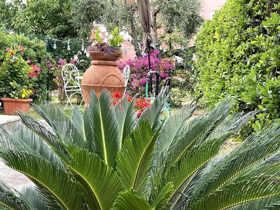 Annali Casa Vacanze - Shabby Style Nella Natura Специя Экстерьер фото